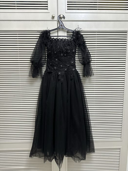 Платье вечернее .