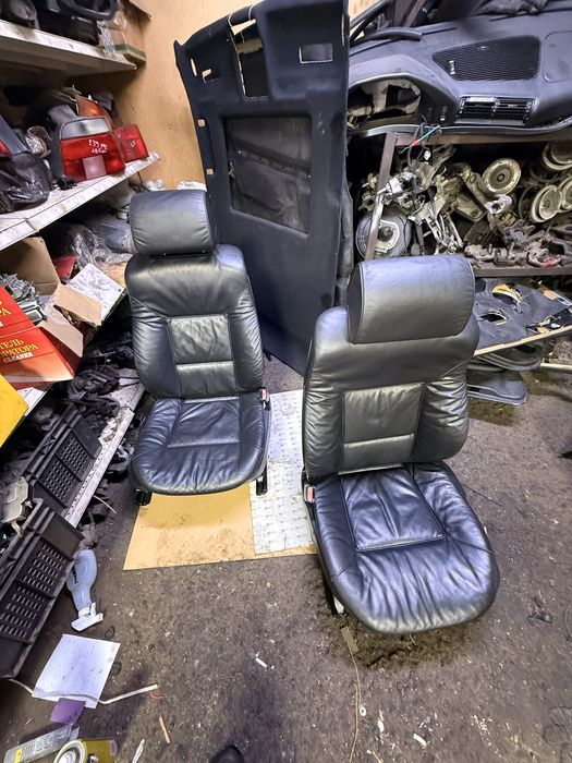 Продам сидения на бмв е39