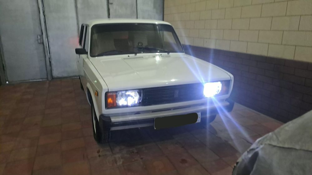 2104 Sotiladi ishi yoq Moshina chotki