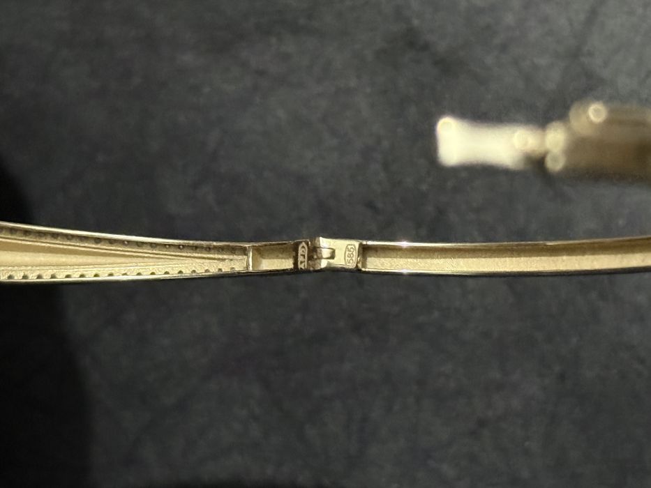 Tilla braslet sotiladi