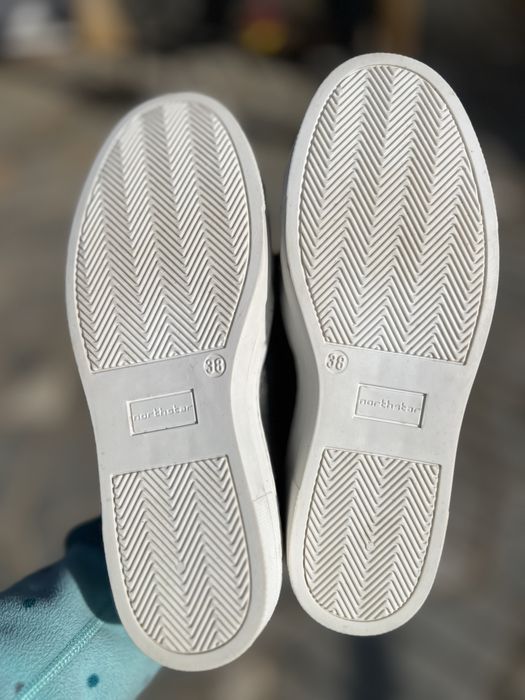 Дамски нови обувки естествена кожа