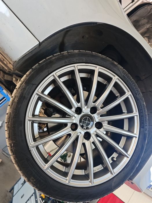 Гуми 235/40/18 Джанти 18 цола