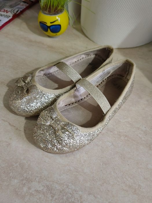 Детски обувки H&M,Adidas