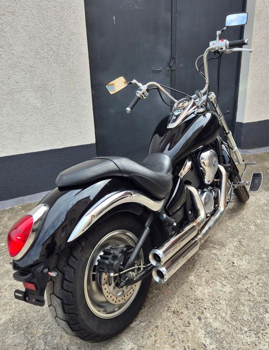 Kawasaki Vulcan VN900 Custom