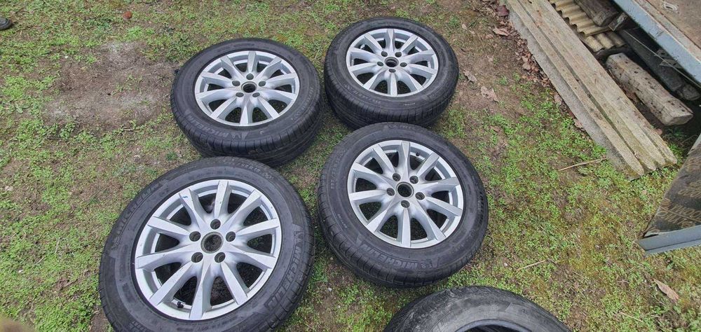 MICHELIN LatitudE SporT | 255 / 55 / R18