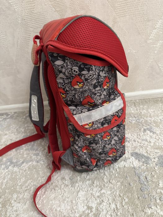 Школьный рюкзак-ранец