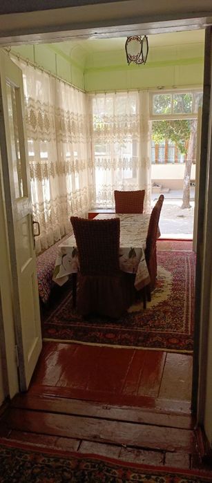 Student qizla uchun kvartira