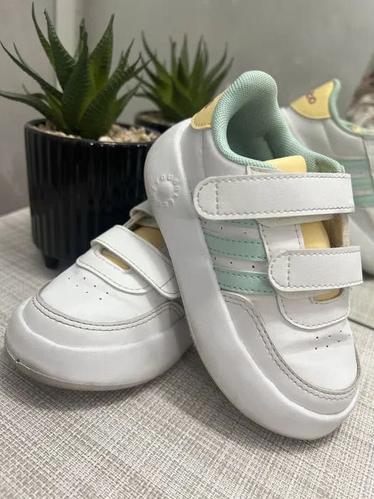 Детски обувки Adidas
