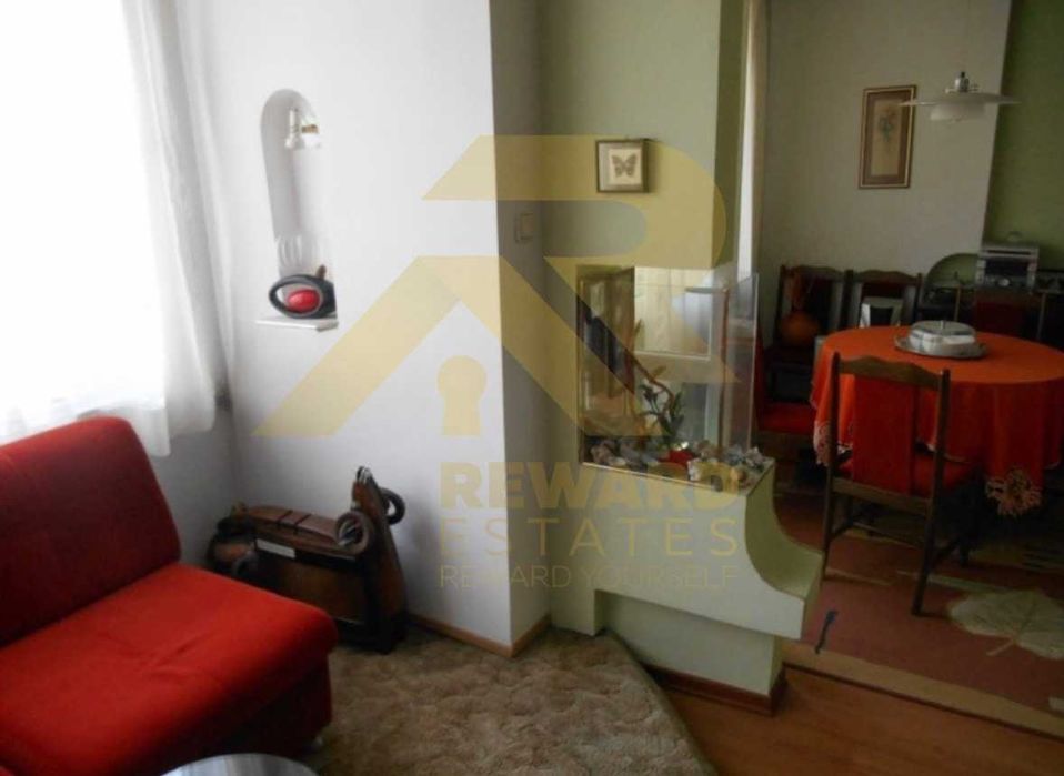 Продава се Тристаен апартамент в София, Овча купел - 132 кв.м за 1750 €/кв.м - Снимка #1
