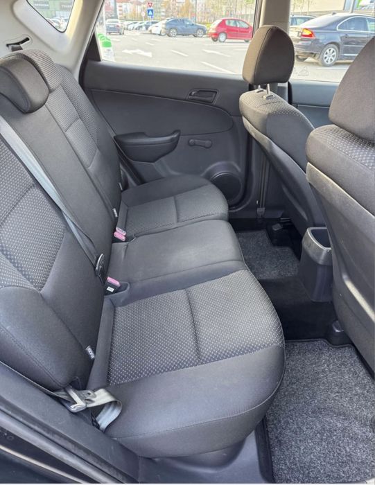 Hyundai i30, an 2010, manuală, benzina , distribuție schimbată recent