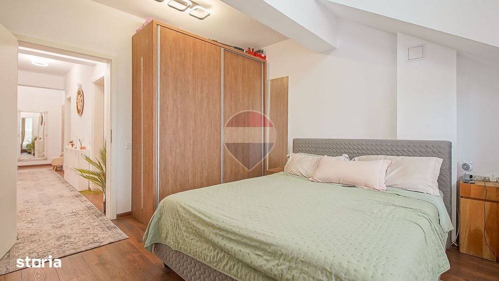 Apartament 3 camere, terasă generoasă, lift și 2 locuri de parcare