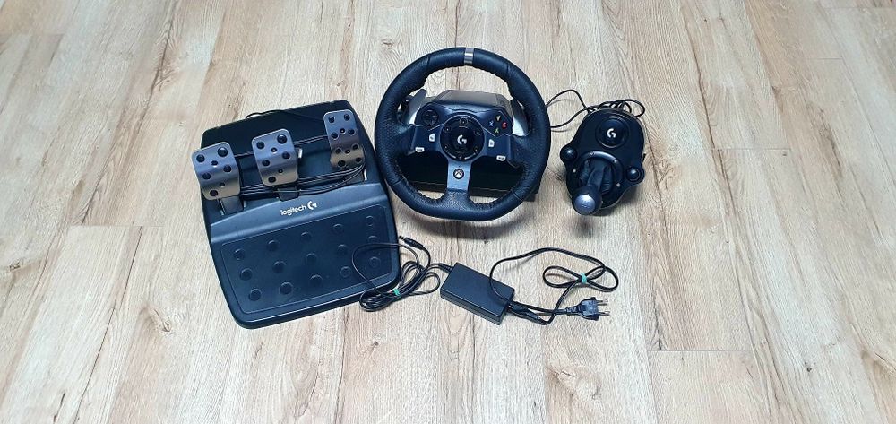 Gaming Volan Logitech G920 Volan+pedal+schimbător+adapter 

Funcționea