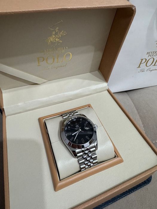 Продам часы Polo