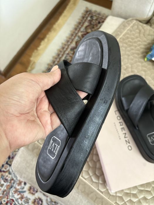 Продам шлепки натуральная кожа