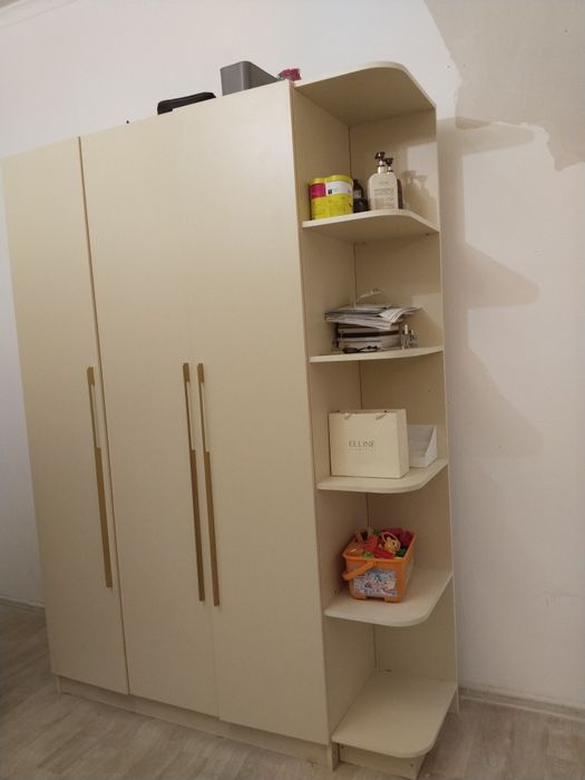 Шкаф шифоньер срочна продам 119.990