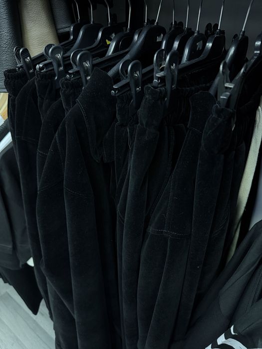 Compleuri Catifea! Camasa+ Pantalon cu sireturi lungi!