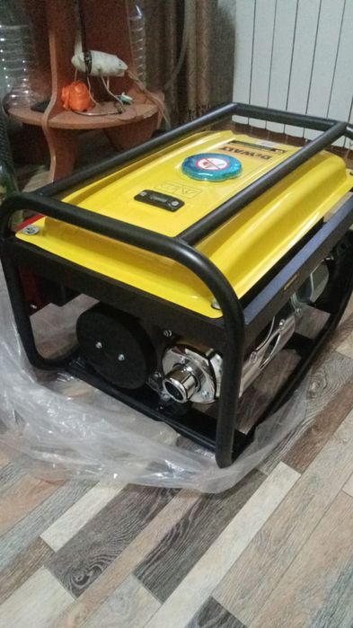 Генератор DeWalt