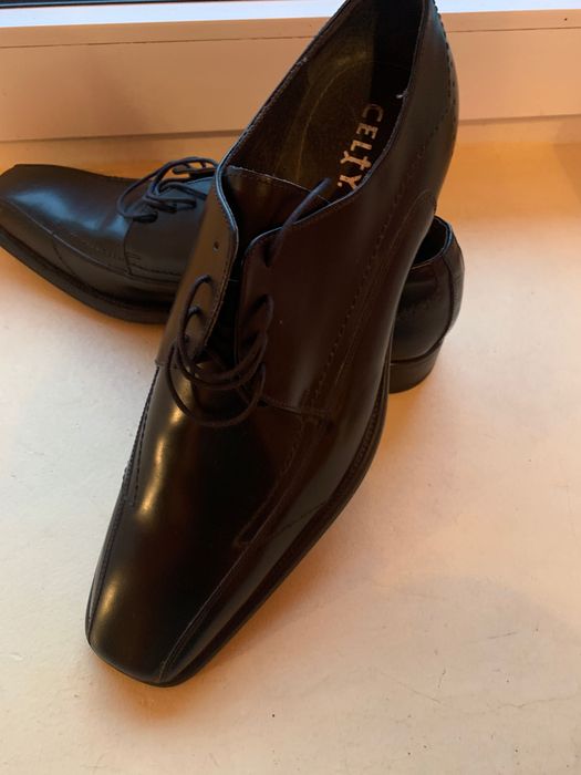 Pantofi piele-noi