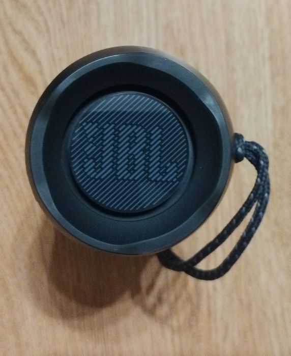 JBL Flip Essential 2 оригинална  запазена