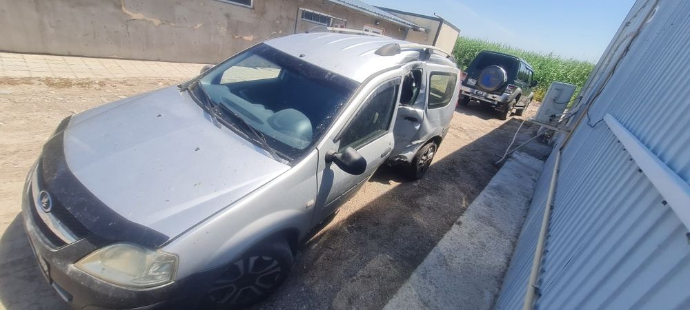 Продам ларгус в аварийном состоянии