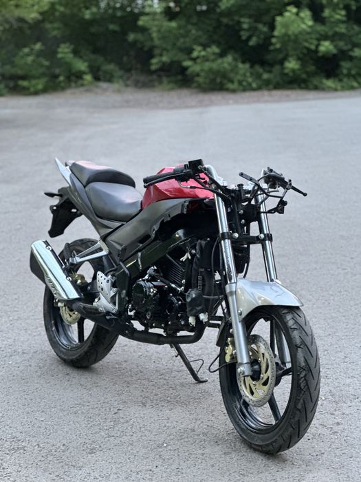 racer skyway 300