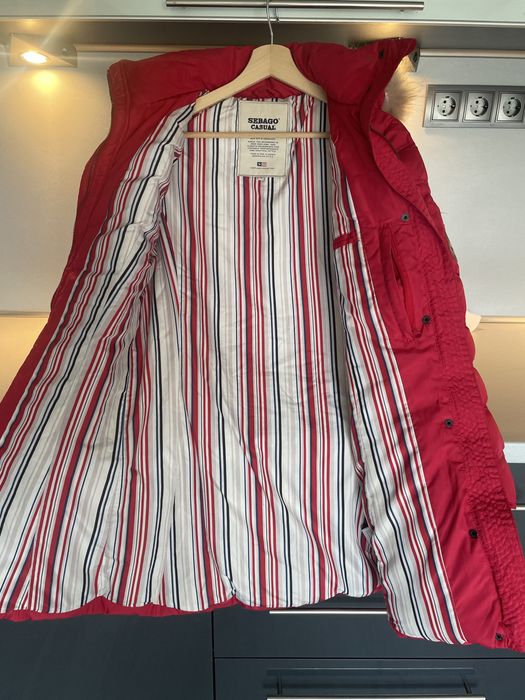 яке за зимата с естествена кожа на  качулката 80% пух 20% пера