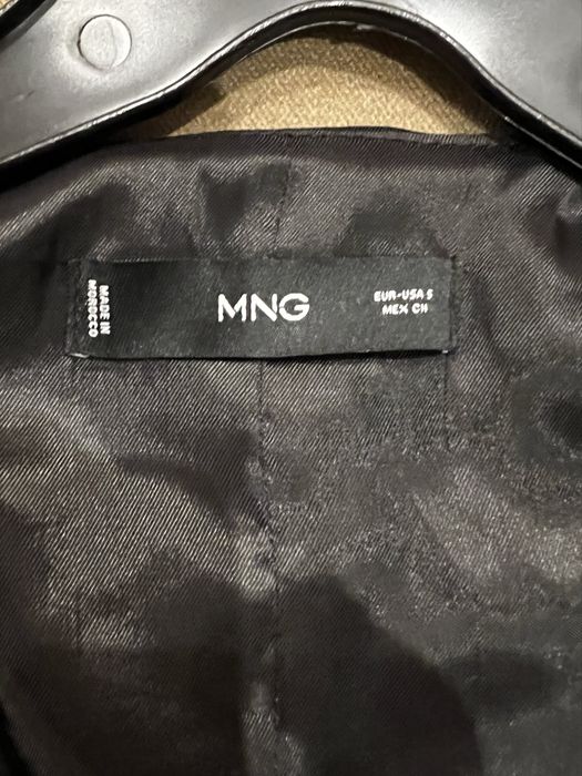 Класическо черно елече Mango