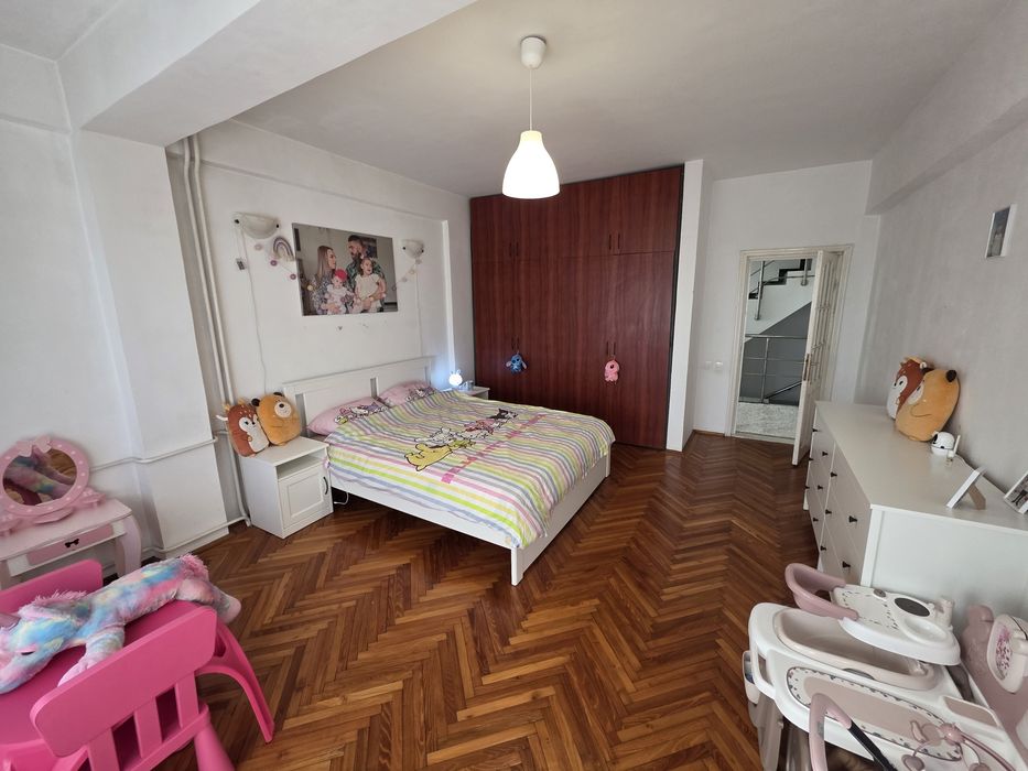 Vila D+P+E+M in Cumpăna ultra central