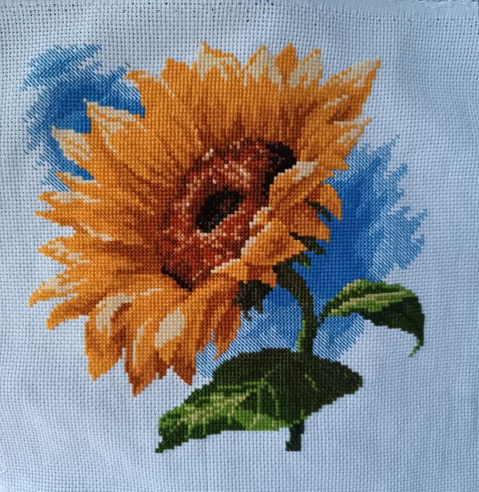 Продавам гоблен " Коте "