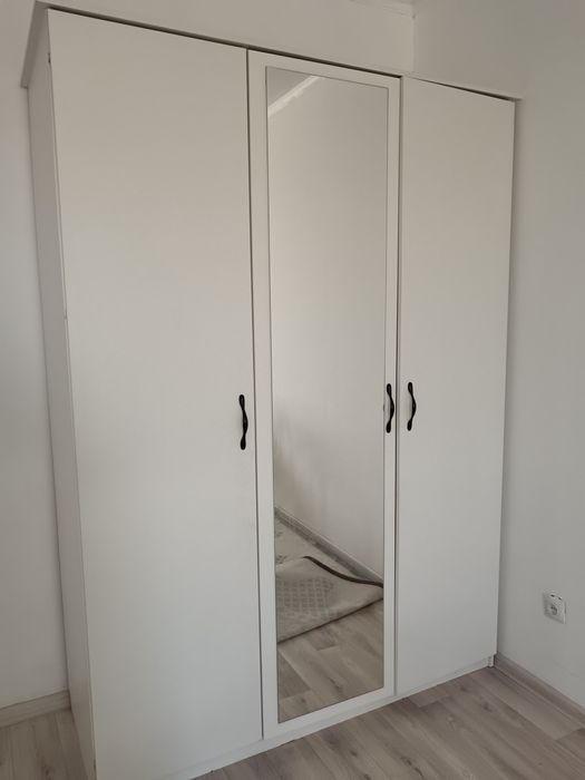 Срочно продам шкаф