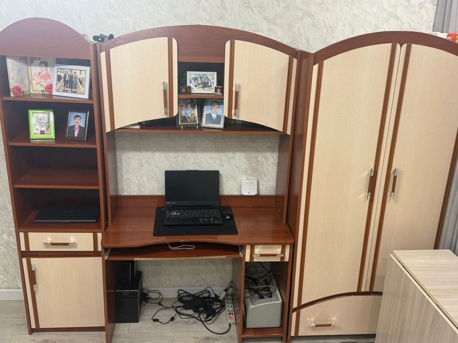 Продам Шкаф в детскую.