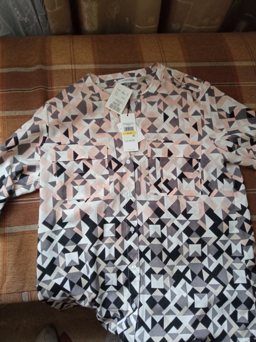 Блузка женская,с длинным рукавом