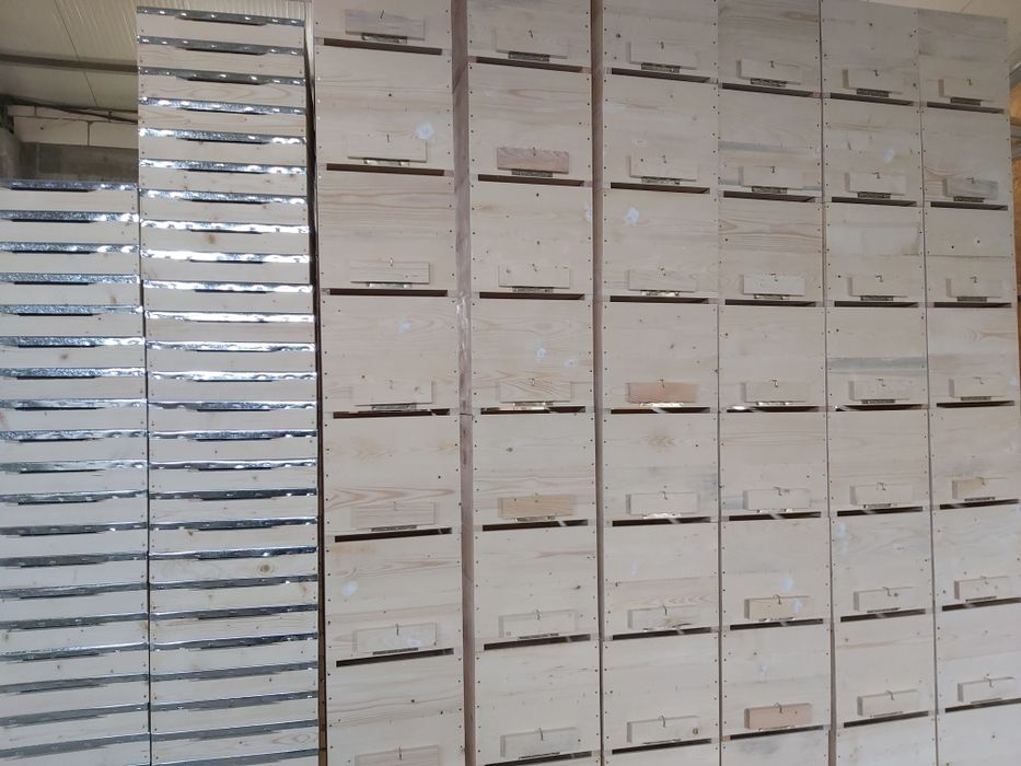 Stupi verticali .orizontali. Lambriu. Jardiniere. Rame tei