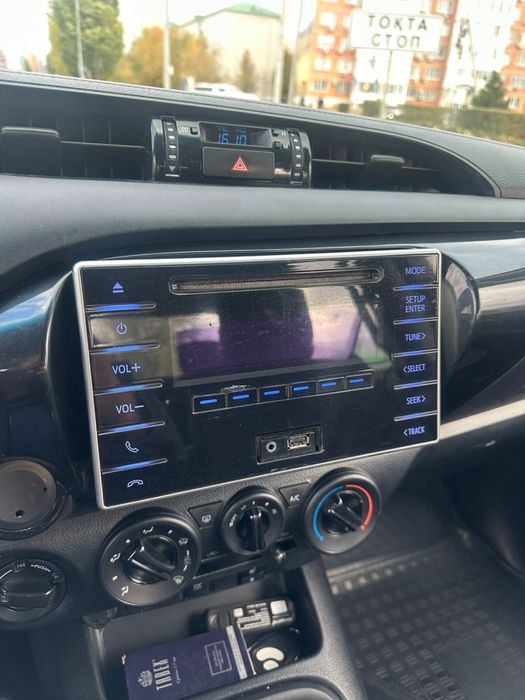 Штатная магнитола toyota hilux