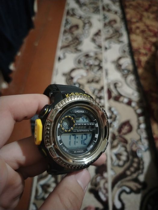 Lasika W-H9025 suv o'tmas soati sotiladi!