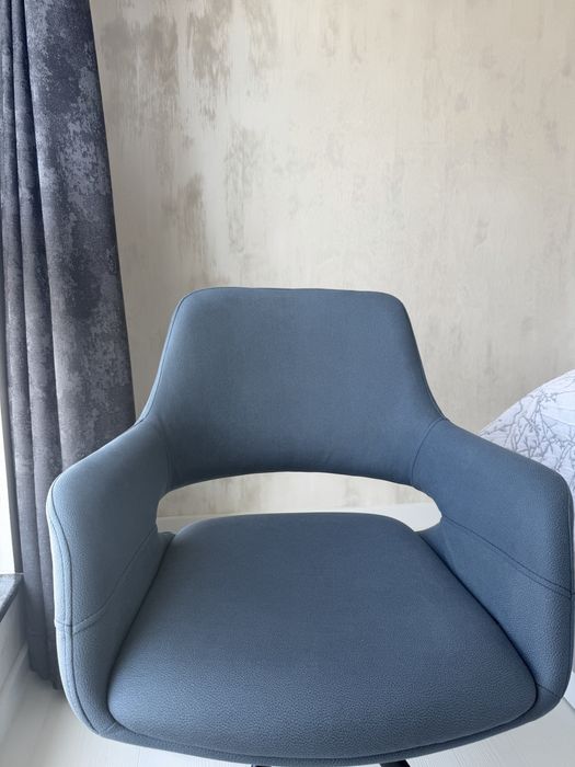 Трапезен стол Devon