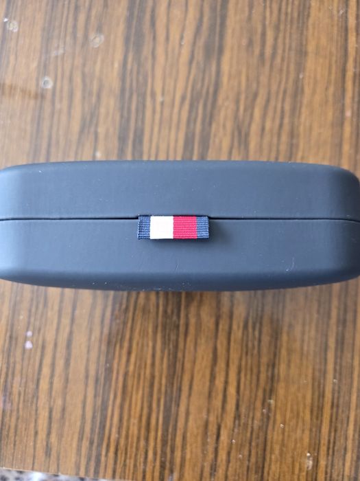 Слънчеви очила Tommy Hilfiger