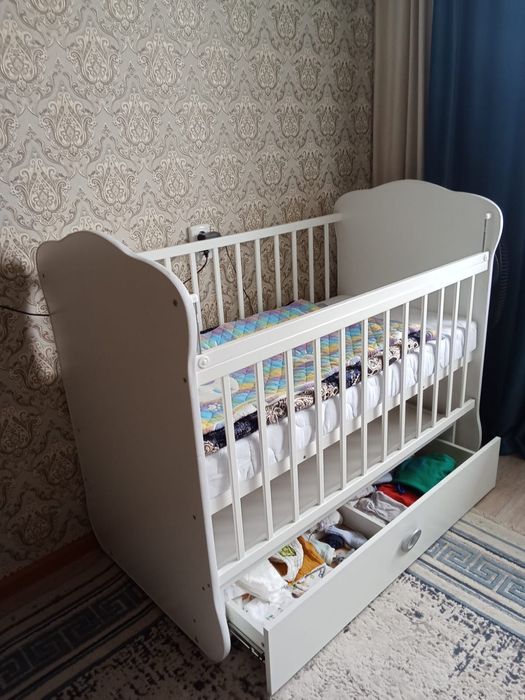 Детская кравать с матрасом