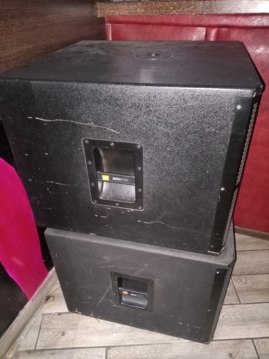 Продам колонки басс JBL