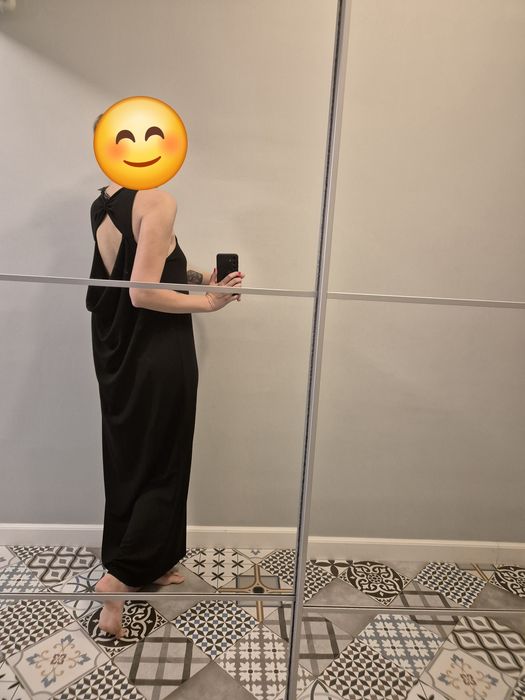 Rochie neagra drapata Zara noua etichetă Măsura S spate gol