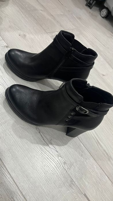 Кожаная обувь комфортная