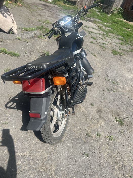 Продам мотоцикол яки 200 куб