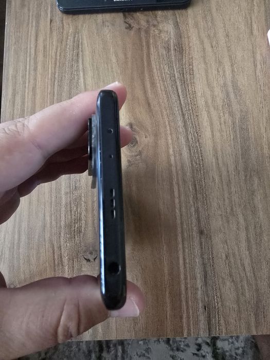 Vand Telefon Redmi Note 10 Pro Aspect 10/10 Functionalitate 10/10 La Cutie