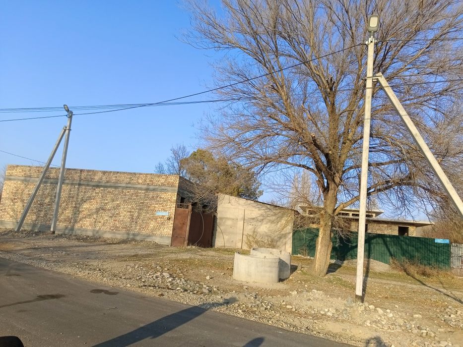 Продается не достроенный дом