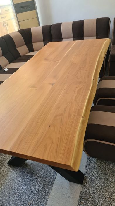 Маса от масивна дървесина АКАЦИЯ