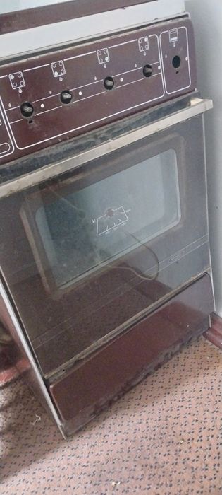 Продаётсья газ плита