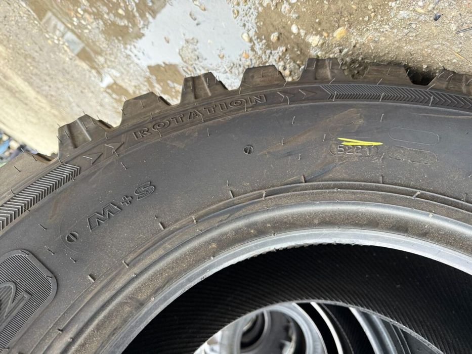ANVELOPA 360/80 R20 NOKIAN TRI 2 147A8 143D M+S ( DOT 2021 )
