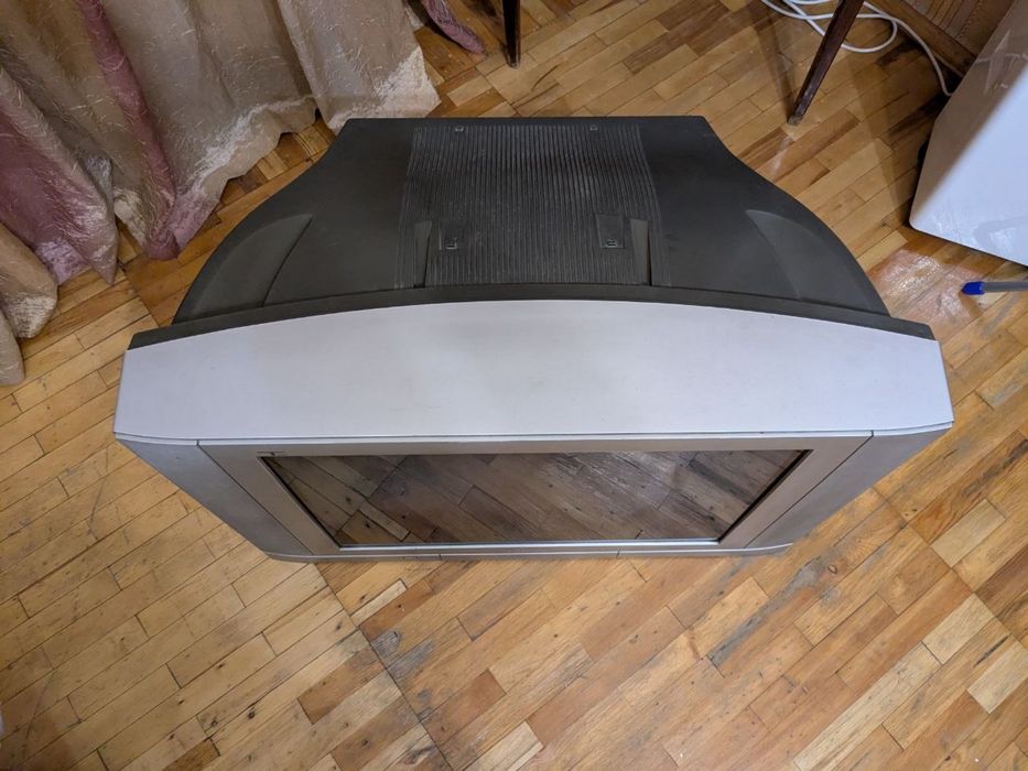 Продам телевизор panasonic