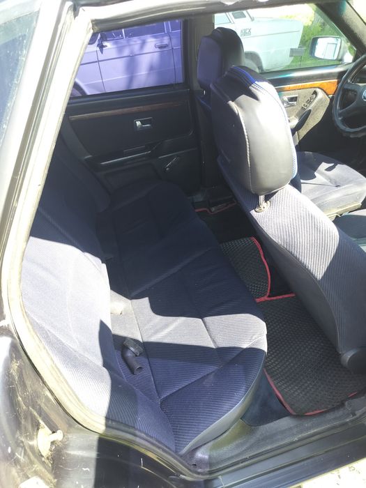 Продам автомобиль ауди 80 б4