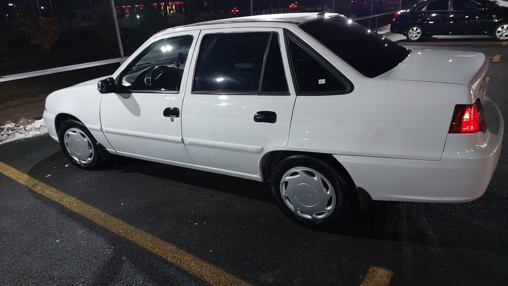 Нексия 2 2016 Белый